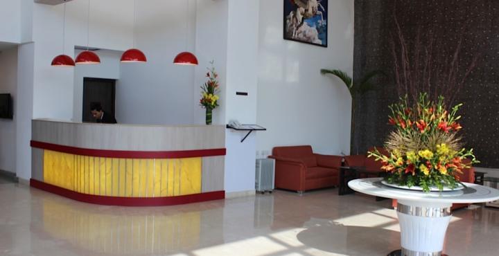 Xenious World Square Hotel Ghaziabad Eksteriør billede